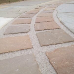 RAJ BLEND 100MM X 100MM COBBLES