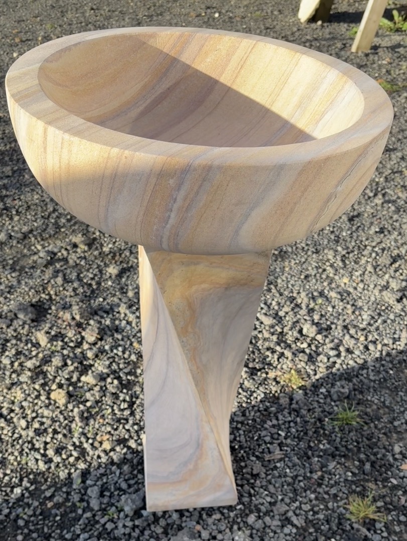 Indian Sandstone Bird Bath (RAINBOW)