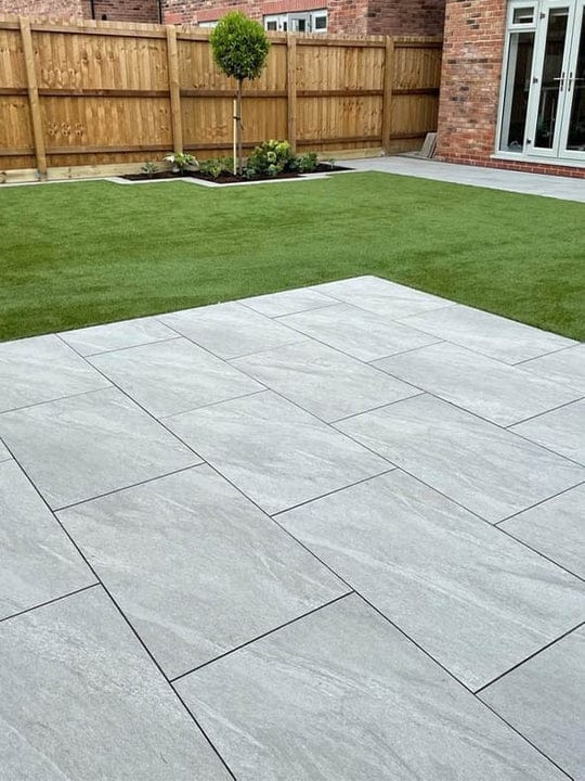 County Light Grey Porcelain features a sophisticated stone-look design with subtle light and dark grey veining. As the lightest shade in our grey porcelain collection, this tile offers a modern, ultra-luxurious finish reminiscent of natural stone — perfect for contemporary homes and elegant renovations.