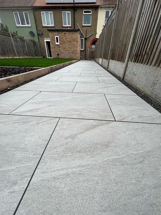 County Light Grey Porcelain features a sophisticated stone-look design with subtle light and dark grey veining. As the lightest shade in our grey porcelain collection, this tile offers a modern, ultra-luxurious finish reminiscent of natural stone — perfect for contemporary homes and elegant renovations.